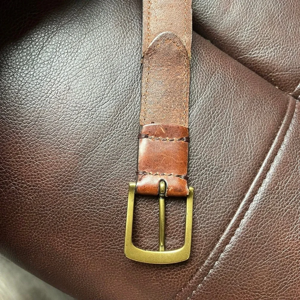 Columbia VTG Leather Belt w/ Embroidery‎